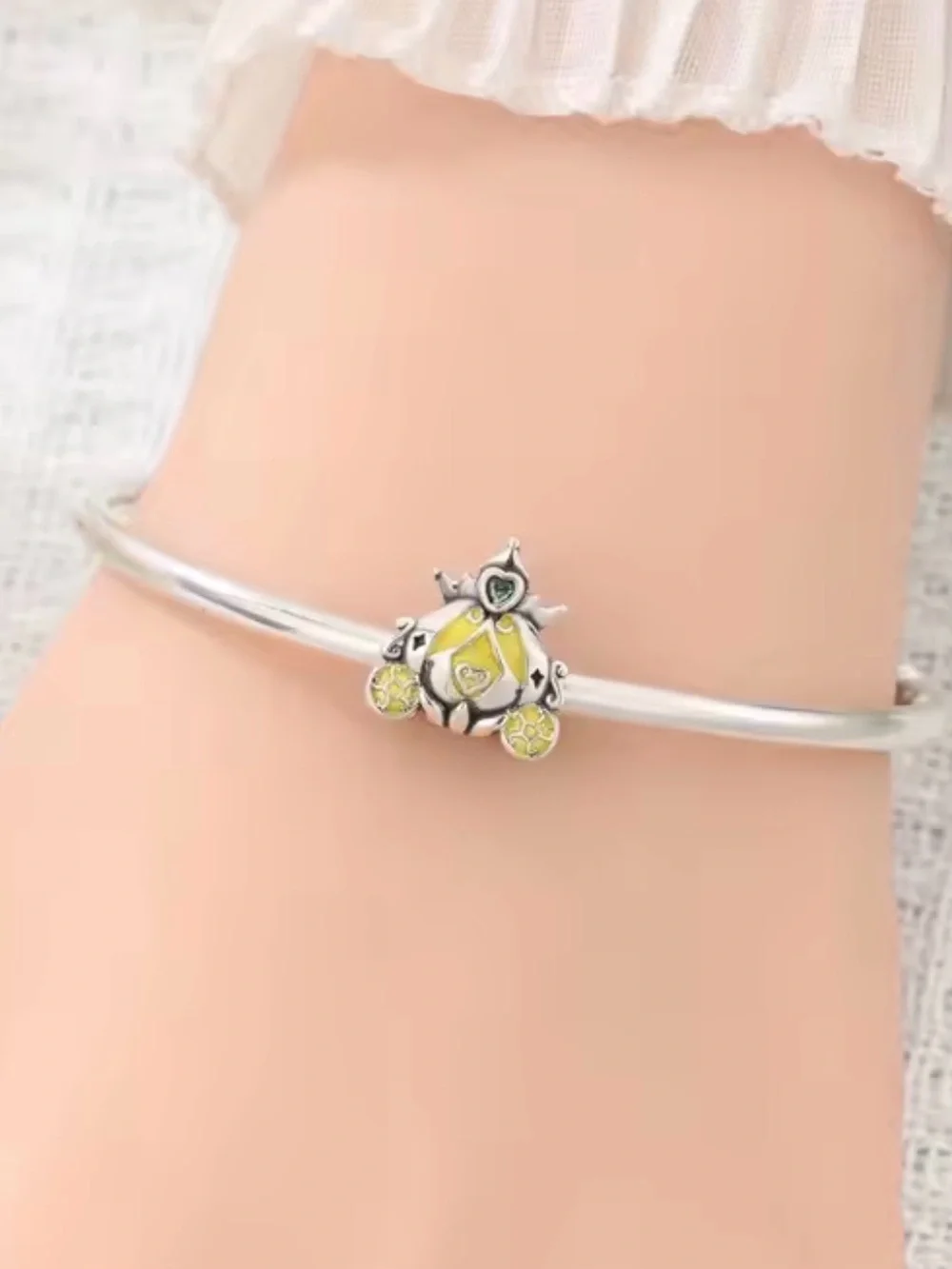 Unbranded delicate sterling